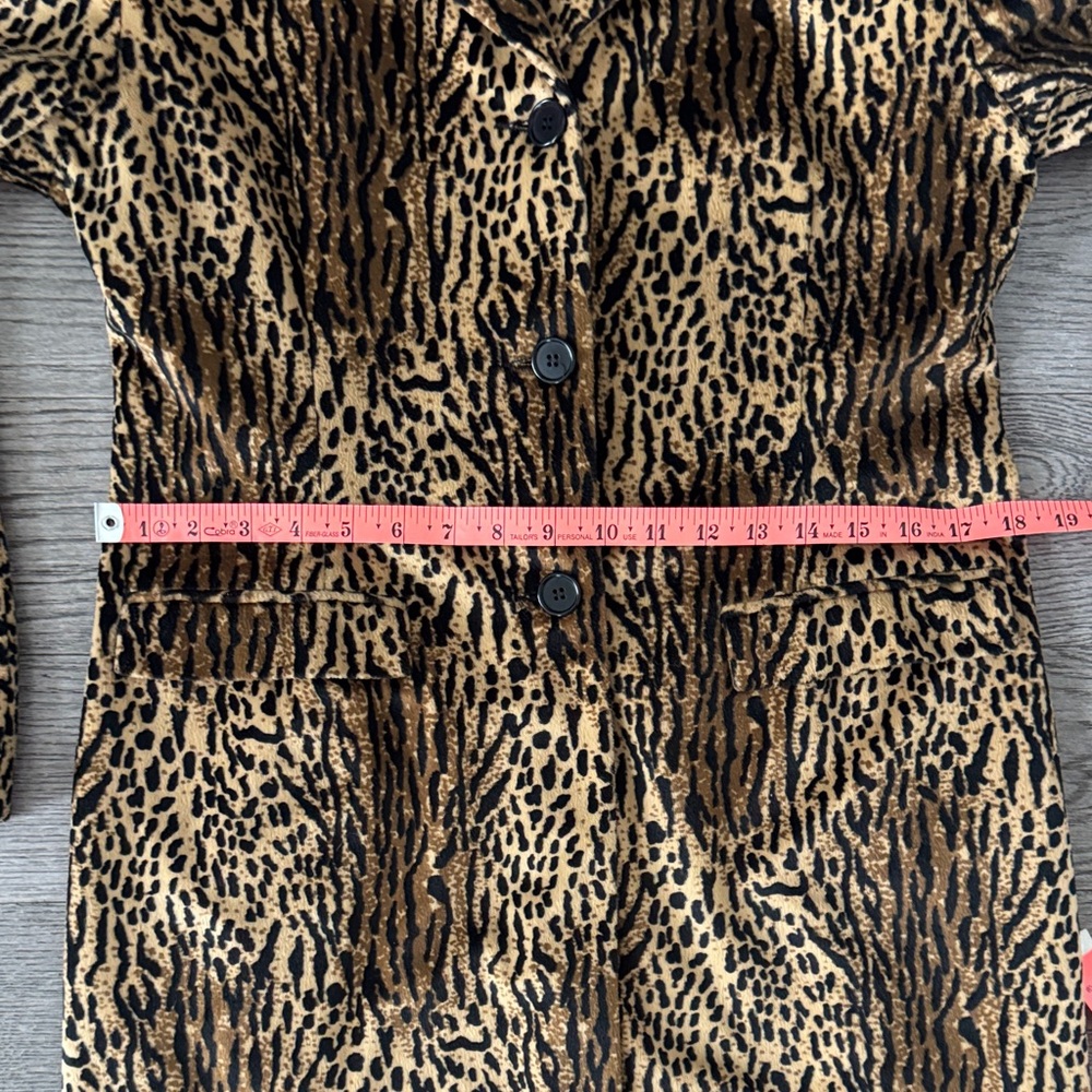 🌼VINTAGE🌼 Soft Leopard Print Trench Coat - Picture 5 of 7